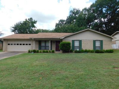115 Rosewood Dr, Palestine, TX, 75801