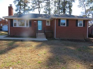 205 Ridge Rd, Colonial Heights, VA 23834