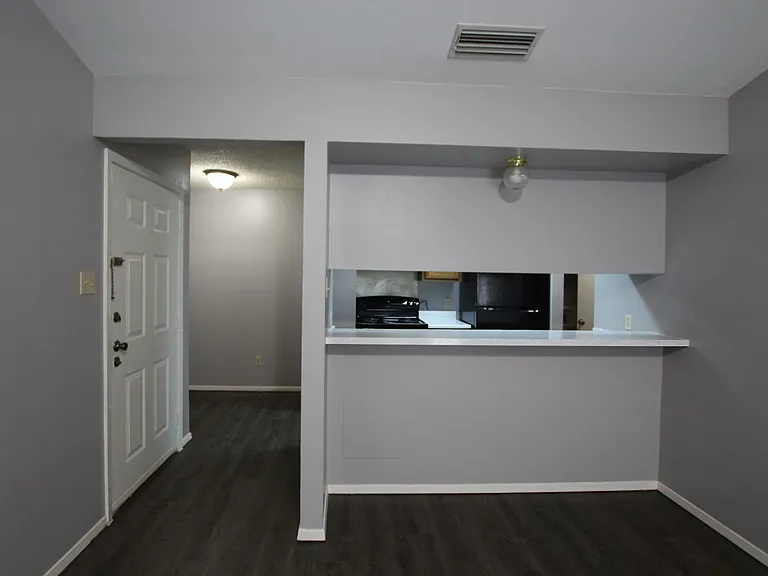Heritage West Apartments — Photo 44