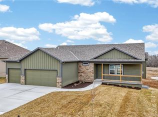 1313 N Holland Dr, Independence, MO 64056