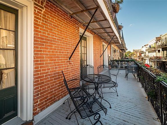2nd image of 514 Dumaine St APT 4
