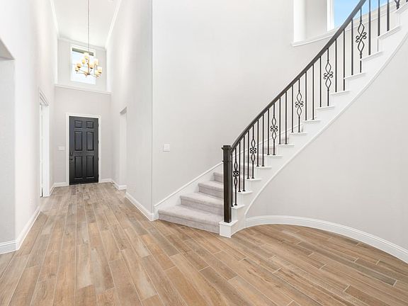 2nd image of 1615 Delta Oaks Dr