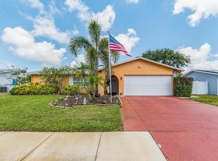 12435 Monarch Cir, Seminole, FL 33772