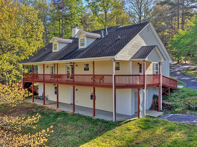 863 Woodland Dr — Photo 14