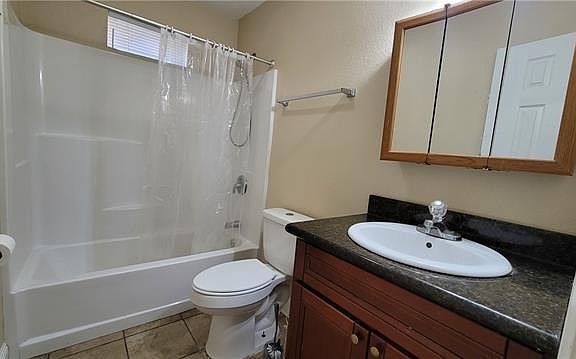 4th image of 8324 Hammond St