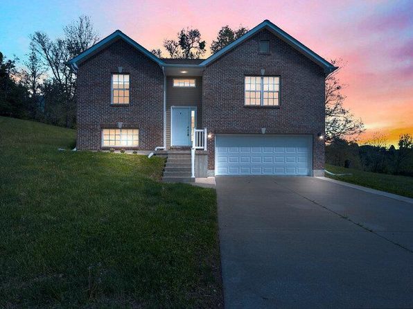 711 Sawyer Ter, New Haven, MO 63068