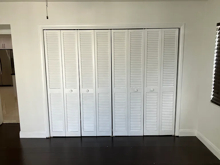 4060 N Hills Dr #31 — Photo 11