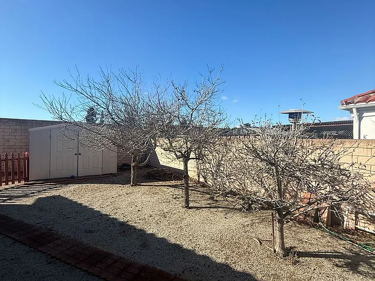 2441 Iron Ridge Ct — Photo 43