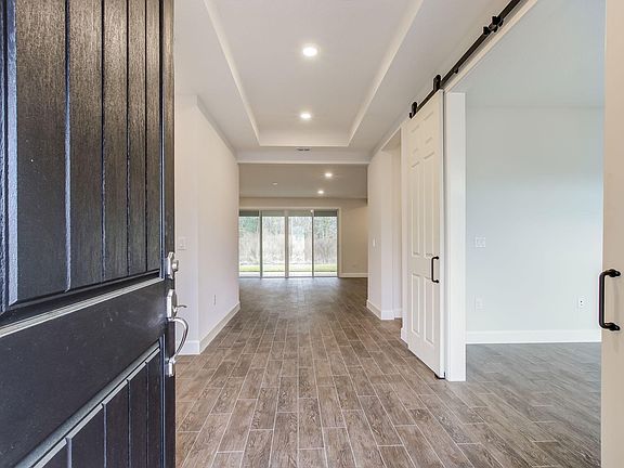 5th image of 115 Boulder Brook Ln