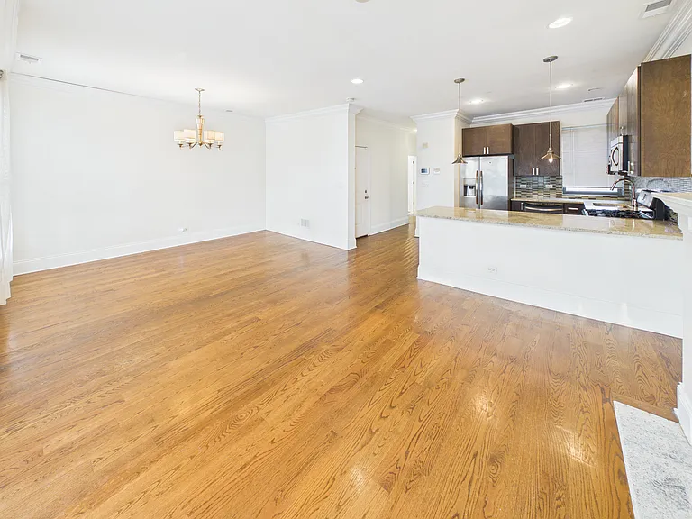 4917 S Prairie Ave #3 — Photo 7