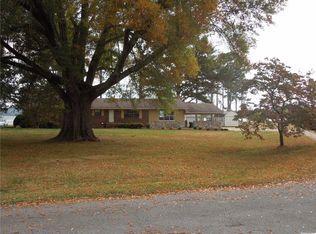 215 Oak Pl, Guntersville, AL 35976
