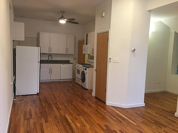 3rd image of 1350 N Greenview Ave #1