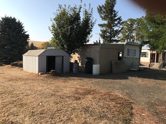 2nd image of 718/722 S Brockway Dr
