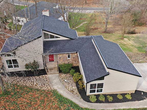 2nd image of 140 Tuhdegwa Way