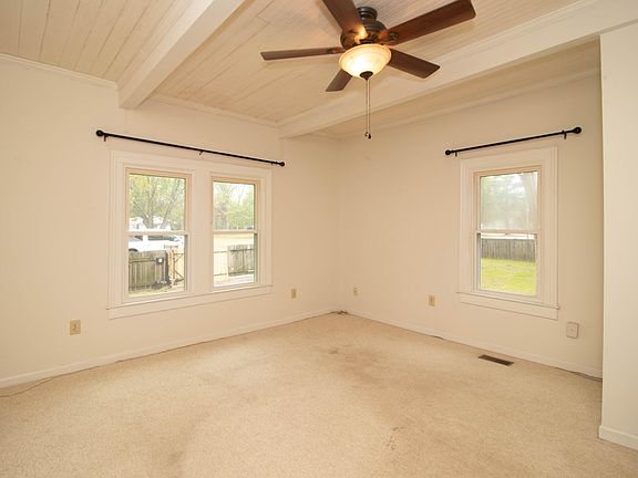 5th image of 420 NE Abbeville Avenue