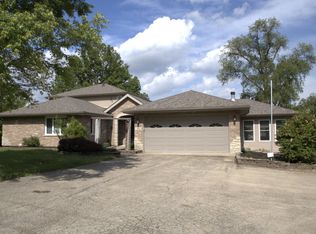 19049 S Parker Rd, Mokena, IL 60448