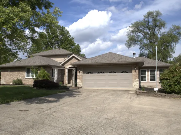 19049 S Parker Rd, Mokena, IL 60448