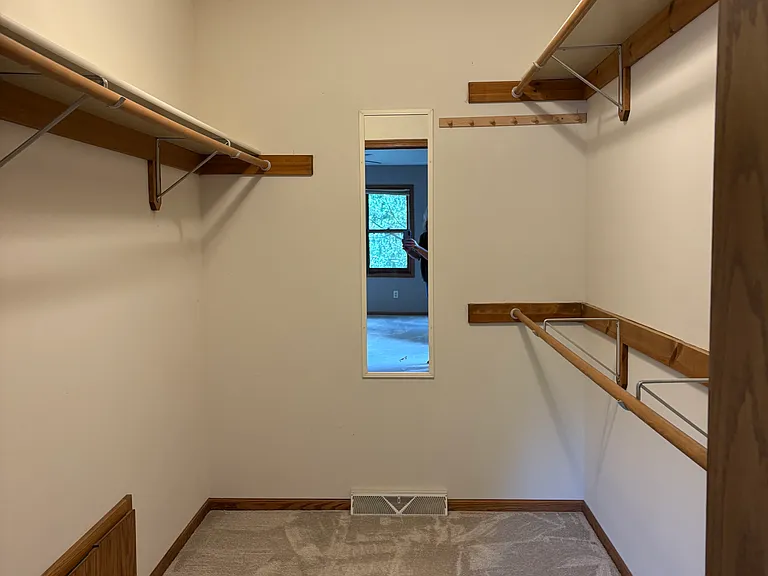 W307N5581 Anderson Rd — Photo 12
