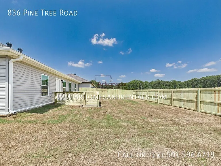 836 Pine Tree Rd — Photo 17
