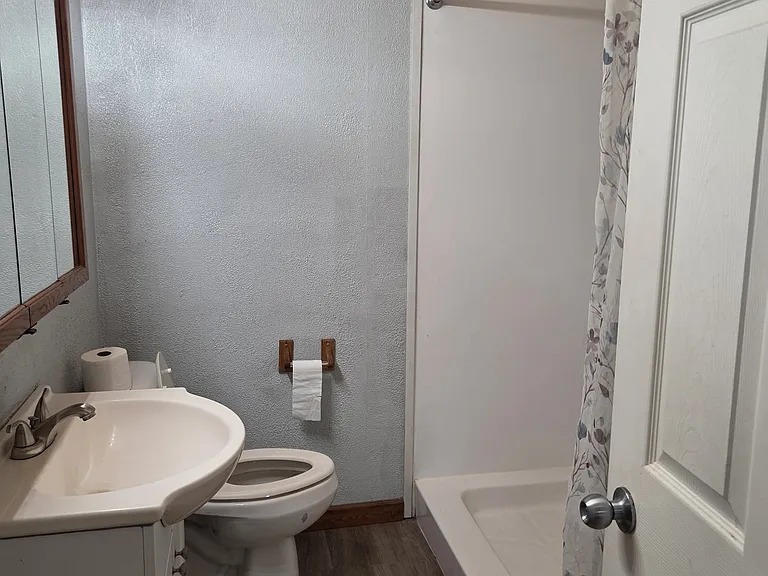 128 N Jones St — Photo 7