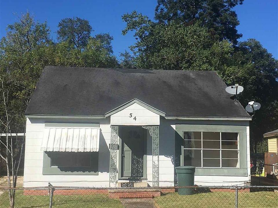 2nd image of 545 Garland Ave