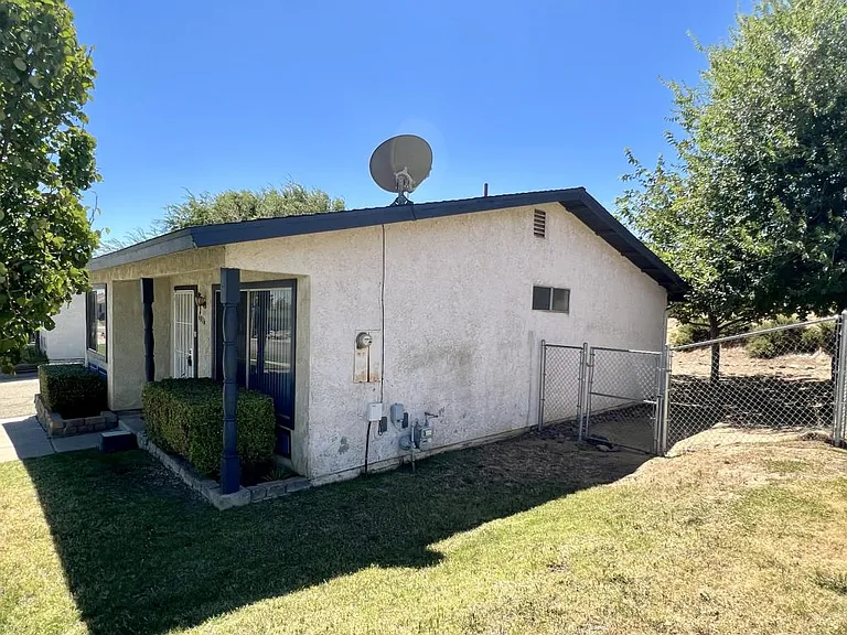 6816 Hemp Ct — Photo 17