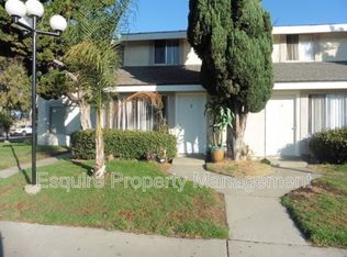 305 S Steckel Dr APT 5, Santa Paula, CA 93060