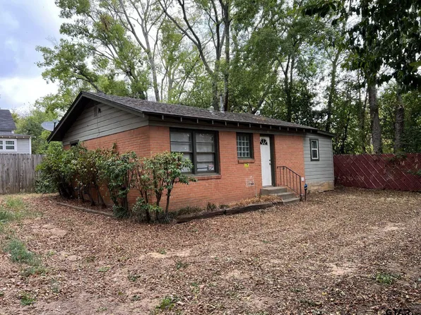 224 Berry Dr, Tyler, TX 75701