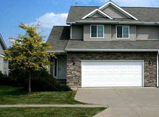 432 N Colton Dr, North Liberty, IA 52317