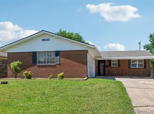 8805 E 46th Pl, Tulsa, OK 74145