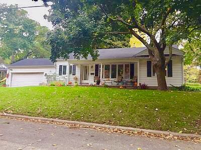 1st image of 2408 Oakwood Ave