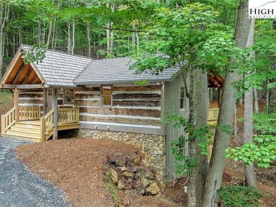 1403 Tomahawk Drive, Todd, NC, 28684