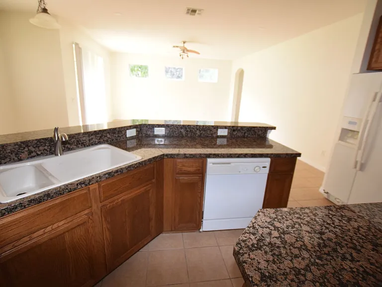 2604 Lutza Way — Photo 14