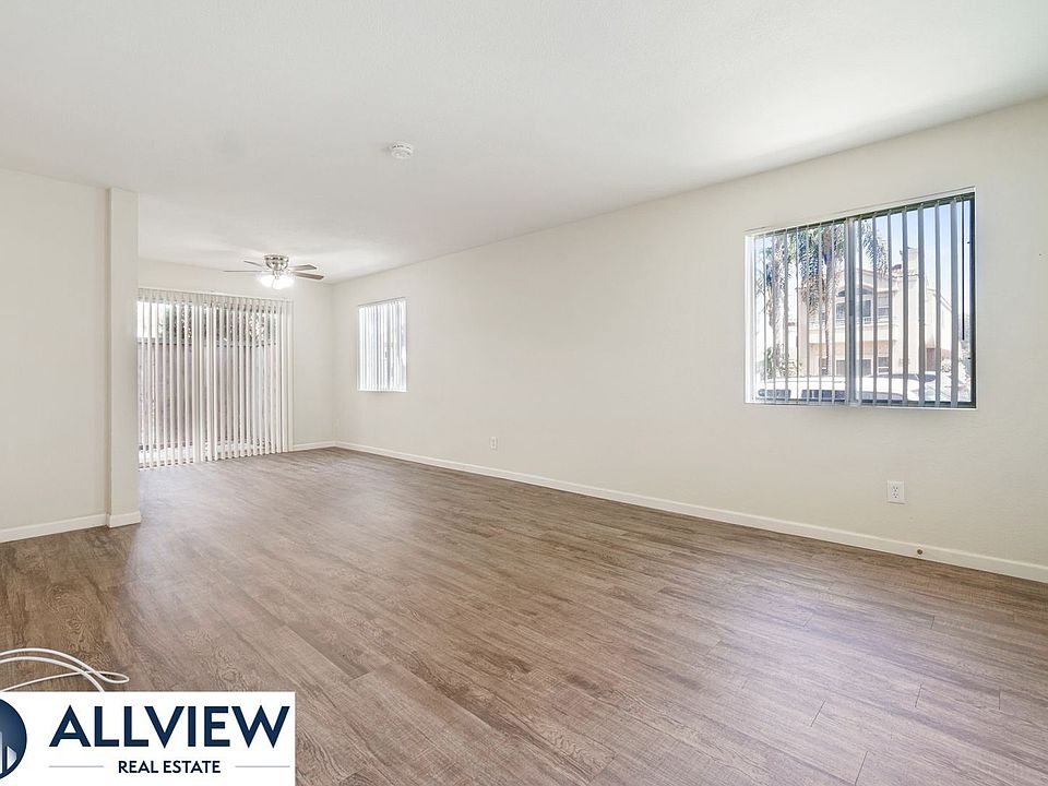 1st image of 221 10th St APT 1
