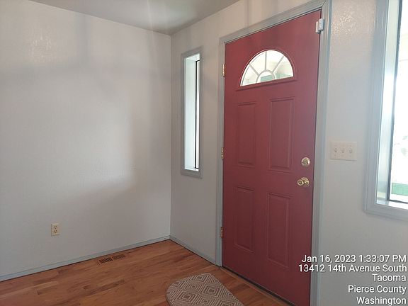 3rd image of 13412 14th Ave S