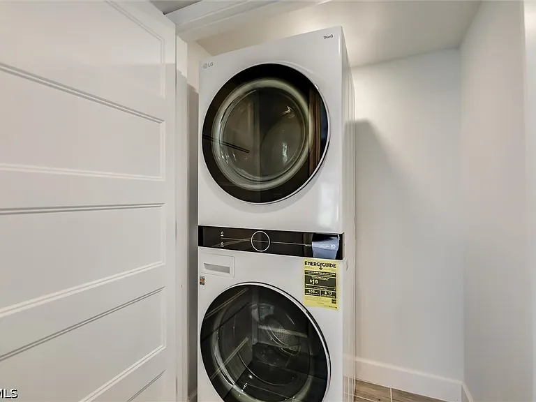 760 Sextant Dr #321 — Photo 36