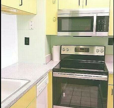 4th image of 47-35 41st St #404