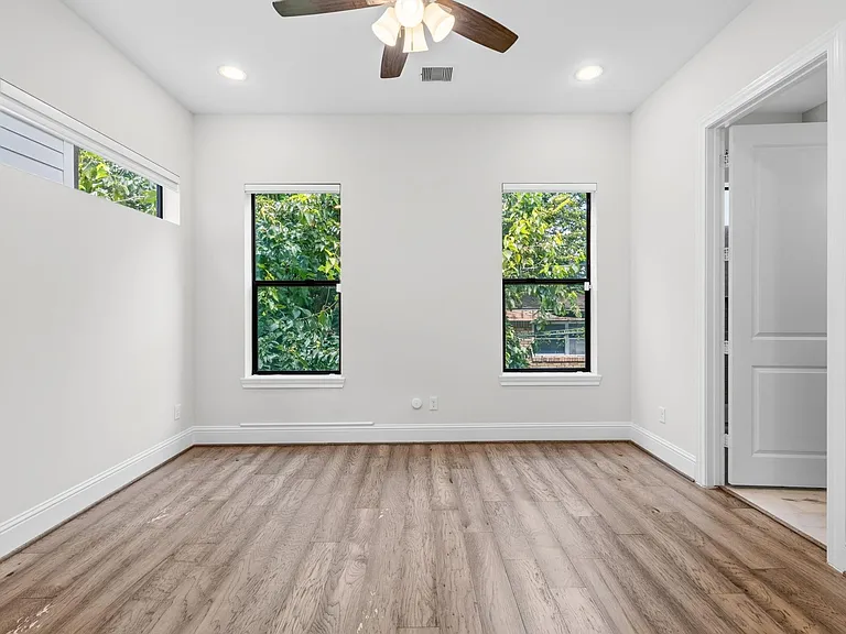 4744 Aftonshire Dr — Photo 34