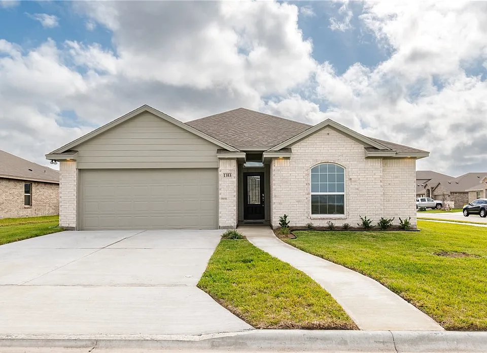 1353 Trent Park Ln