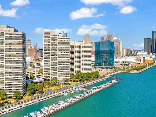 Riverfront Towers Photo 1