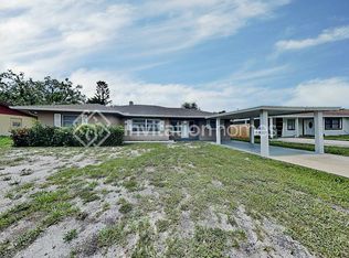 2808 4th St E, Bradenton, FL 34208