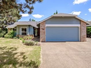 524 NE Overlook Way, Sublimity, OR 97385