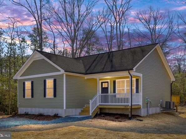142 Poplar Ln, Colonial Beach, VA 22443