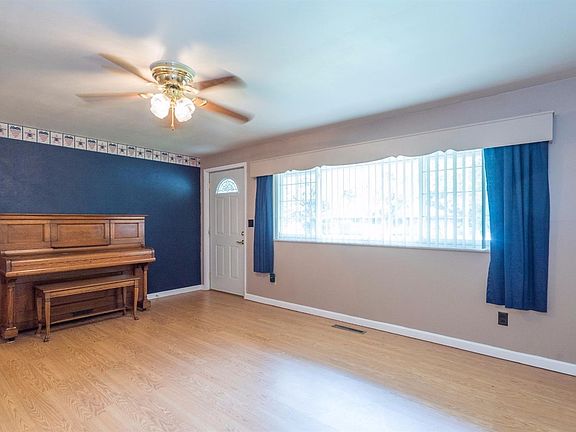 5th image of 4676 Knobhill Dr