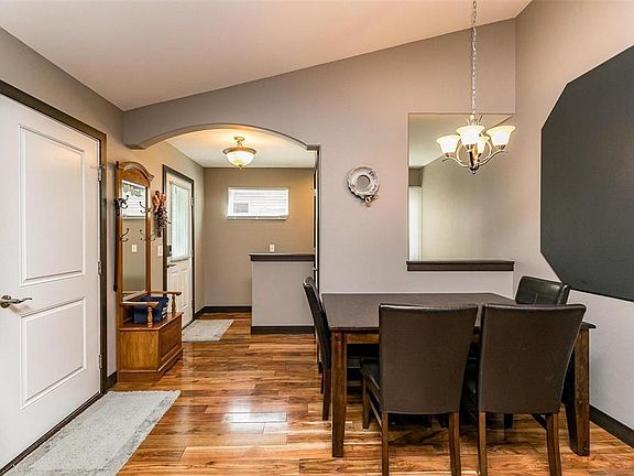 5th image of 5501 Dostal Dr SW