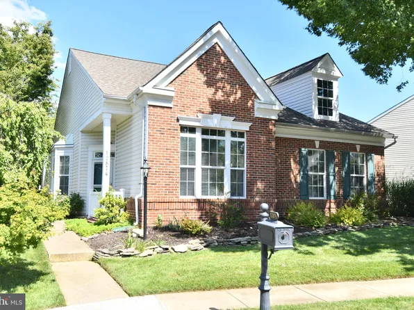 12874 Dunbarton Dr, Bristow, VA 20136