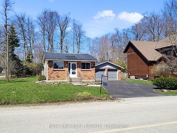 2nd image of 26 Big Bay Point Rd