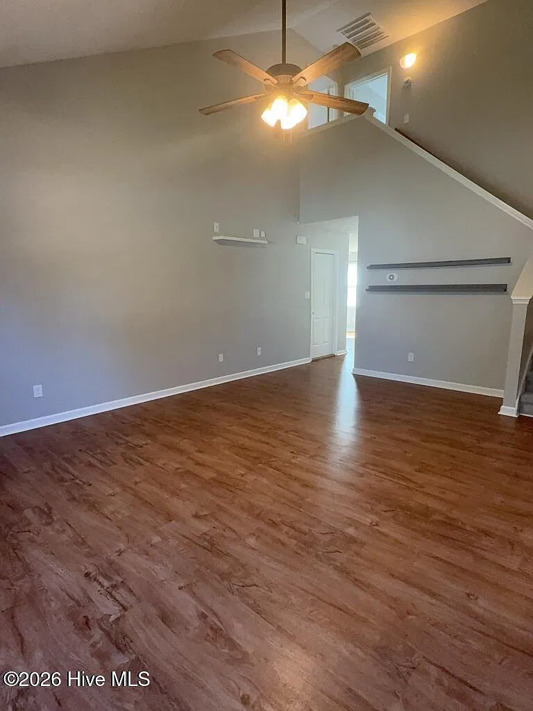 2 bed, 2.5 bath, 1281 sqft, $1,500 — Photo 3