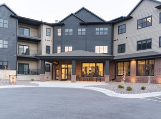 1017 Fields Ct #1900, Onalaska, WI 54650