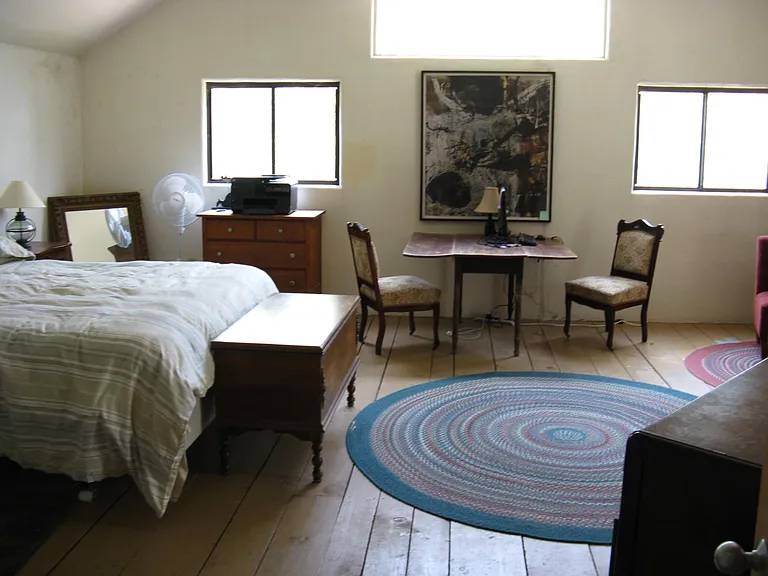 master br w desk and CA king bed